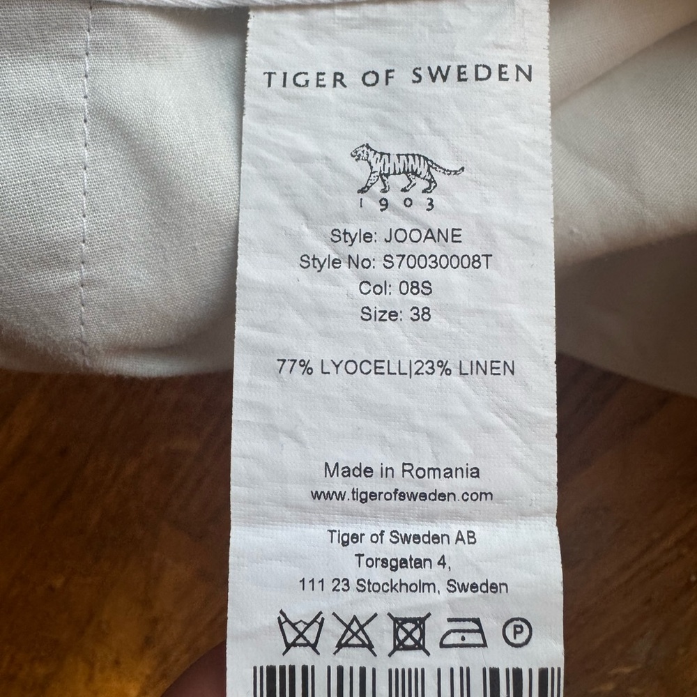 TIGER OF SWEDEN SHORTS - Picture 8 of 9